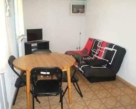 Gogo Location 1 Apartment Forest-Saint-Julien Exterior photo