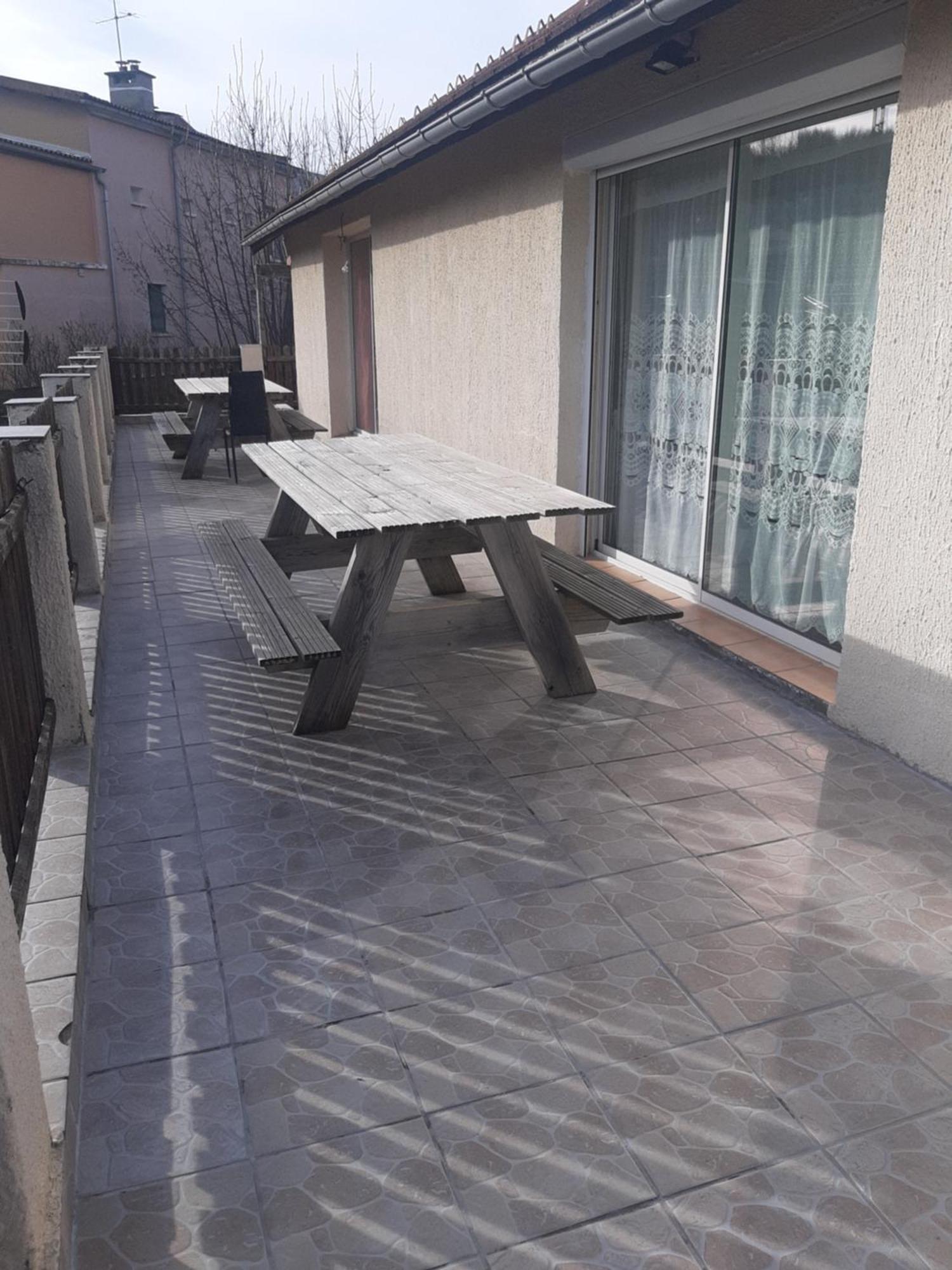 Gogo Location 1 Apartment Forest-Saint-Julien Exterior photo
